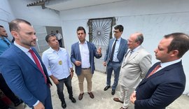 Juízes inspecionam ala especial de presídio onde Collor está detido
