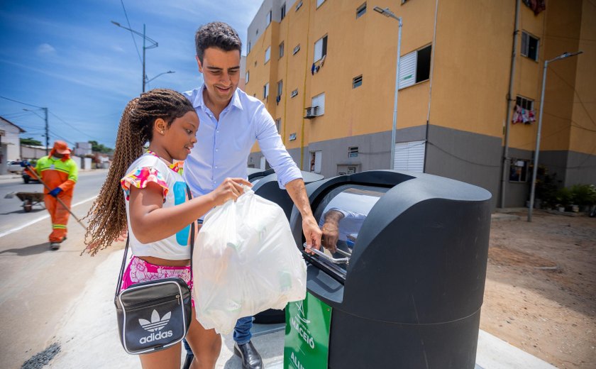 Prefeito JHC anuncia lixeiras subterrâneas para diminuir a poluição na capital