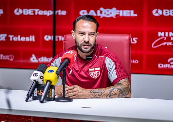 Giovanni destaca força do grupo e confiança do CRB na reta final da Série B