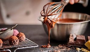 Técnicas de chocolataria e confeitaria vegana são temas de cursos
