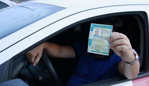 Novas regras na lei de trânsito entram em vigor na segunda-feira (12)