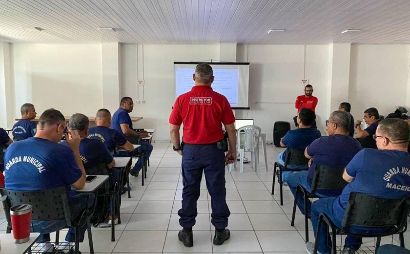 Nova turma de Instrução de Armamento e Tiro inicia atividades nesta sexta (3)