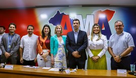Prefeitos discutem temas da agricultura na AMA