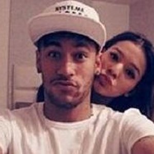 Bruna Marquezine e Neymar planejam casamento na França TribunaHoje