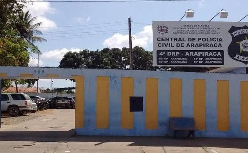Mulher é presa durante corrida com mototáxi por tráfico de drogas em Arapiraca