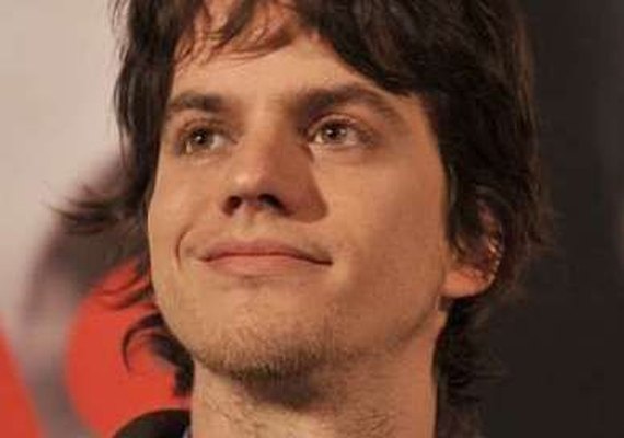 Irmão de Luciano Huck fala sobre ser gay em depoimento: 'Vale a pena se assumir'