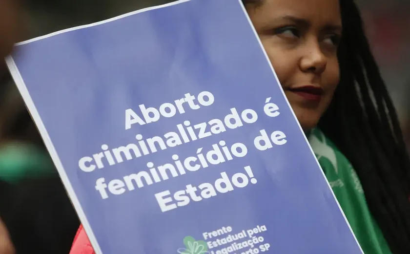 Meninas mães passam de 14 mil e só 1,1% tiveram acesso a aborto legal