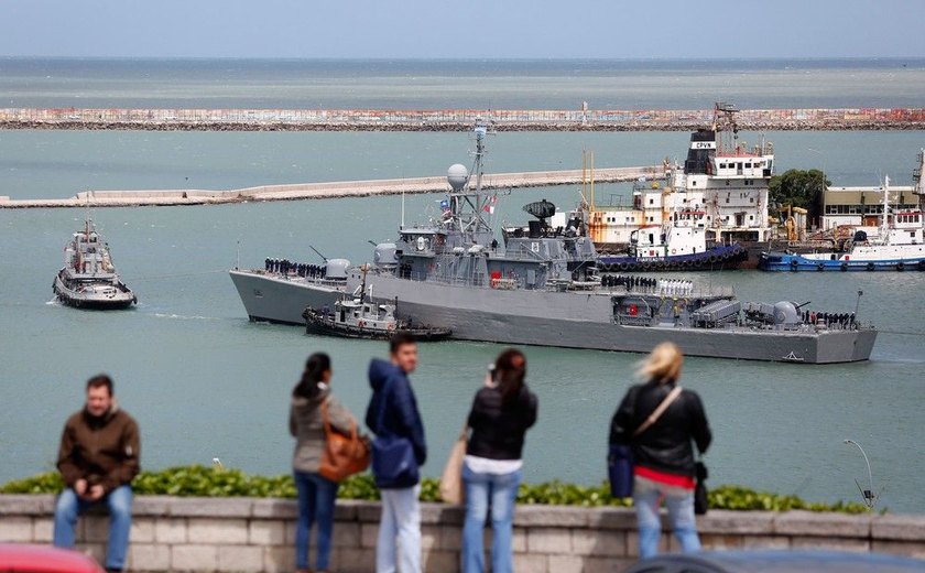 Marinha argentina afirma que não há nenhum contato com submarino desaparecido