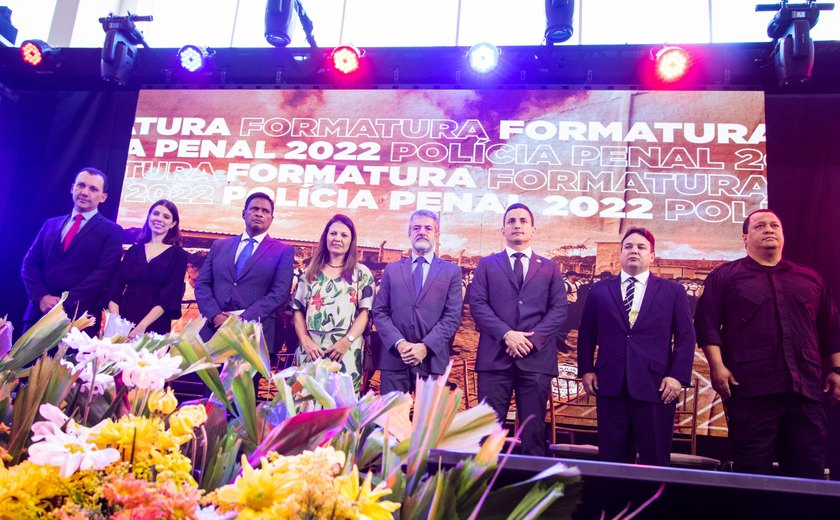 Secretária do Gabinete Civil participa da formatura dos policiais penais