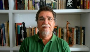 Historiador Geraldo Majella lança livro sobre o voleibol alagoano