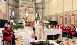 Dom Beto Breis preside Missa da Ceia do Senhor na Catedral e destaca a Eucaristia como fonte de serviço e amor