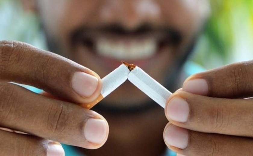 Fumantes são convidados para dia de abstinência total do uso de cigarro