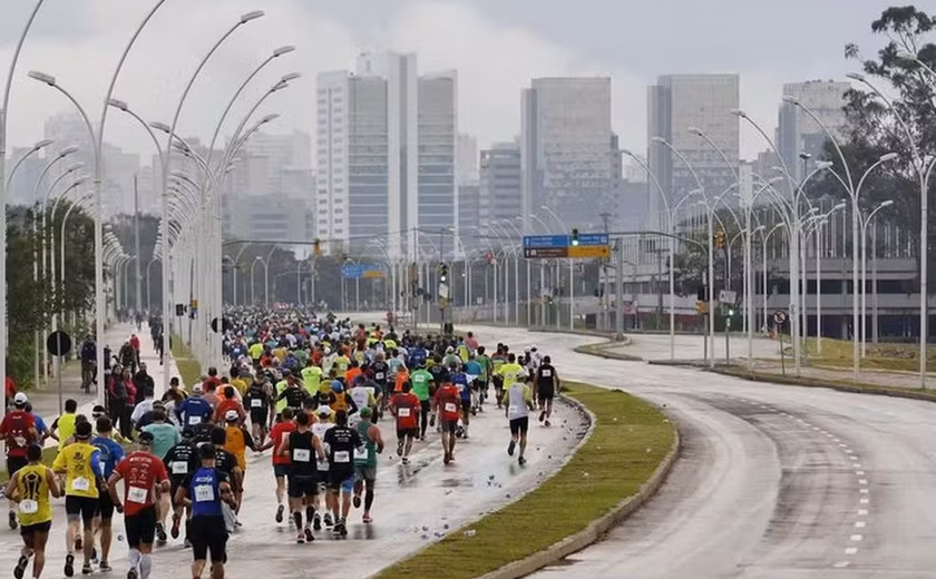 Jovem de 20 anos morre no primeiro dia da 40ª Maratona Internacional de Porto Alegre, diz polícia