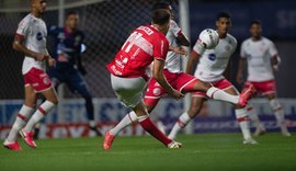 CRB leva virada do Náutico e segue sem vencer na Série B