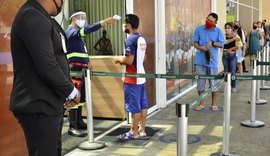 Shoppings registram filas em nova etapa do distanciamento social controlado