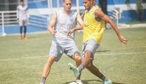 CSA treina no Rio e Mozart deve fazer mudanças nos titulares