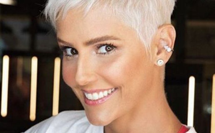 Há quase 30 anos na Globo, Deborah Secco renova contrato por longo período