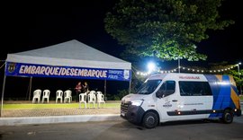 Van adaptada leva pessoas com deficiência para o São João Massayó