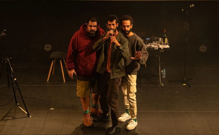 Grupo Magiluth, de Pernambuco, se apresenta no Theatro Homerinho com ingressos a preços populares