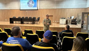 Banca Examinadora do Detran recebe instrução para atender candidatos em Libras