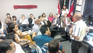 Trajeto dos ônibus volta ao normal após reunião no Ministério Público