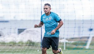 CSA corre atrás de reforços e faz contas para classificação
