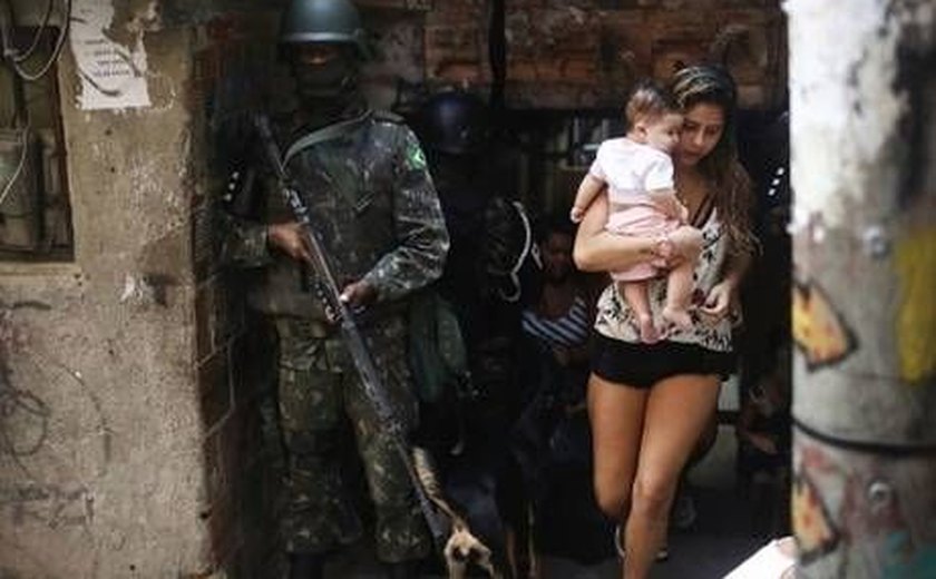 Intervenção no Rio é 'preocupante', avalia órgão de direitos humanos