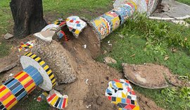 Escultura que homenageia Nise da Silveira desaba no Corredor Vera Arruda