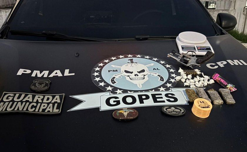 PM/AL apreende 32 armas de fogo e mais de 23 quilos de drogas