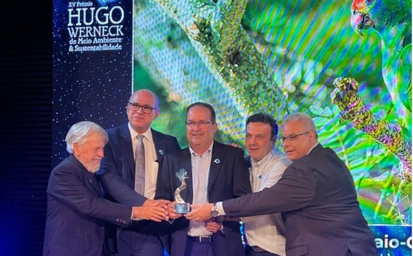 Reintrodução de Papagaios Chauás nas matas alagoanas recebe Prêmio Hugo Werneck em Minas Gerais