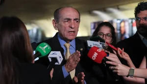 CCJ do Senado aprova fim da reeleição para cargos do Executivo