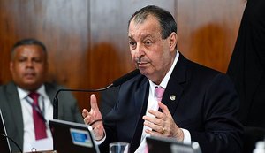 Senado instala CPI da Braskem e Omar Aziz é eleito presidente