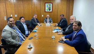 Marx Beltrão e Dias se reúnem com ministro da Casa Civil e pedem apoio para moradores