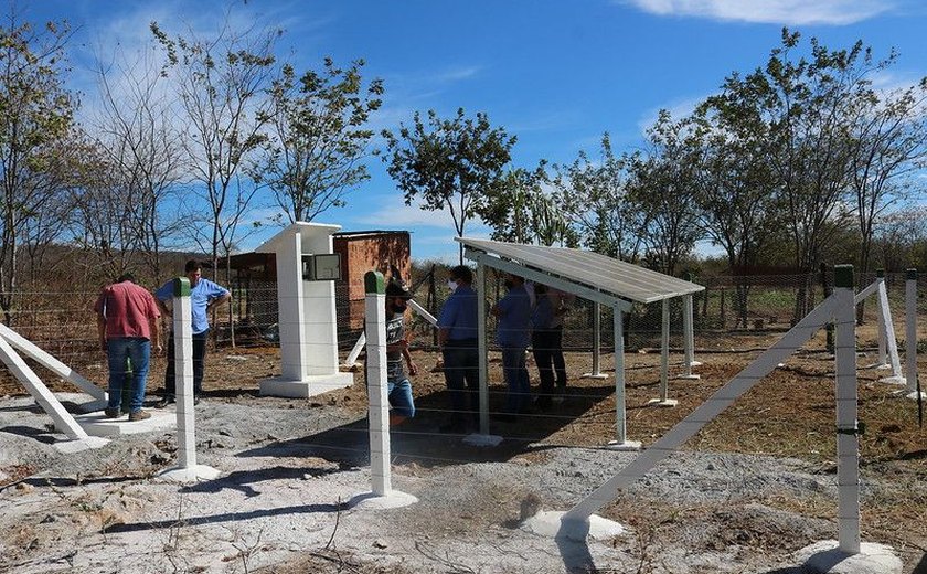 Mais de 10 mil famílias em AL serão beneficiadas com poços movidos a energia solar