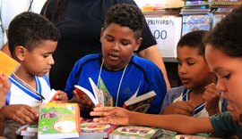 Bienal é sucesso entre público infantojuvenil