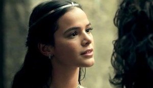 Direção da Globo decide promover mudanças em Catarina, personagem de Bruna Marquezine