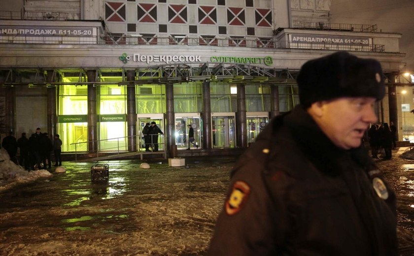Explosão em supermercado de São Petersburgo deixa várias pessoas feridas
