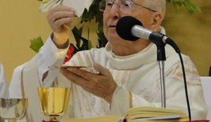Monsenhor Rubião Lins Peixoto está na UTI com coronavírus