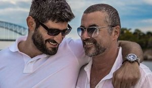 Revoltado, ‘viúvo’ xinga e diz que doaria herança de George Michael