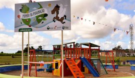 Usina Coruripe doa parque infantil para moradores de comunidade em Feliz Deserto