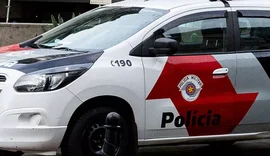 Dois PMs são presos acusados de matar com tiros de fuzil morador de rua já rendido no Centro de SP