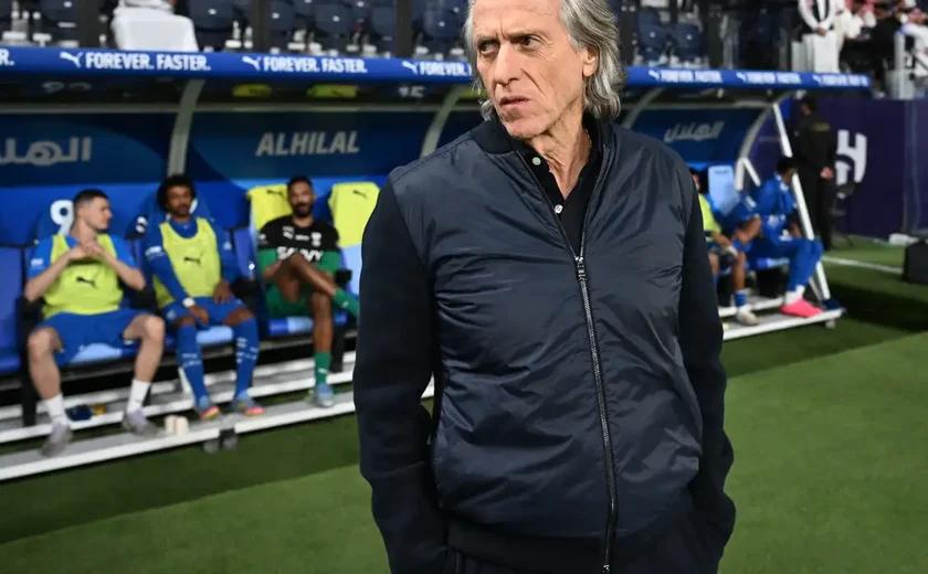 Jorge Jesus deixa o comando do Al-Hilal e está livre no mercado
