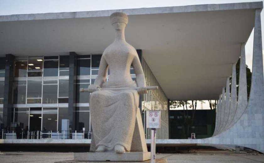 STF dá 48 horas para presidente explicar-se sobre servidores da Anvisa