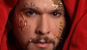 João Saraiva estreia como cantor e compositor