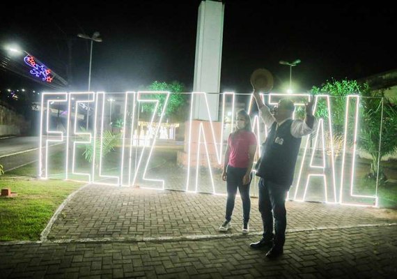 'Rio Largo Luz 2021' será aberto nesta quarta-feira com a chegada de Papai Noel