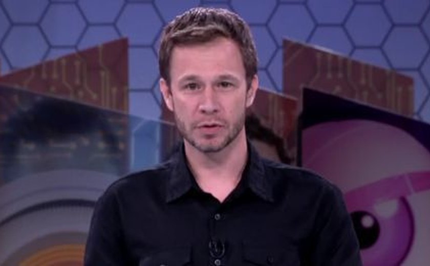 'BBB17': Um mês após estreia, Tiago Leifert acaba com o luto pela saída de Pedro Bial