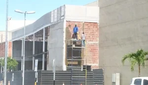 Após acidente com trabalhador, MPT obtém liminar que determina embargo total de obras em shopping