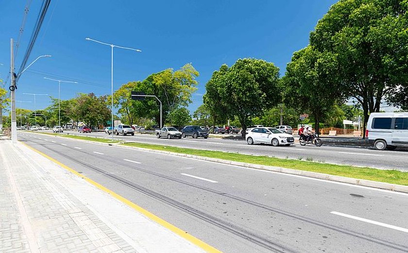 Primeira etapa das obras na Avenida Durval de Góes Monteiro está sendo concluída