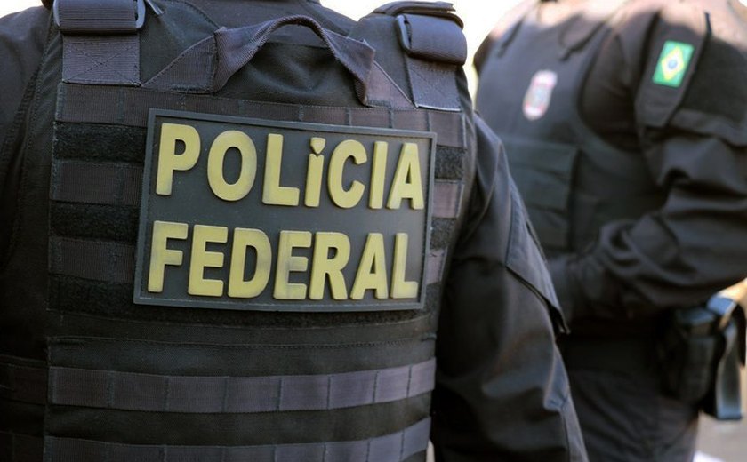 PF deflagra operação contra rede de falsificação de diplomas e exercício ilegal de profissões