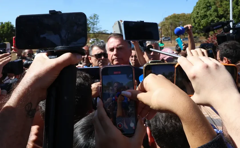 “Suprema humilhação”, diz Bolsonaro sobre tornozeleira eletrônica